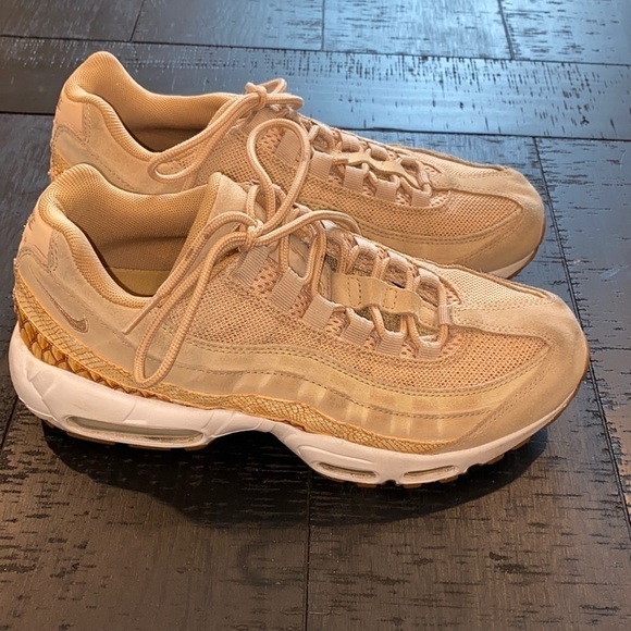 Nike Air Max 95 PRM SE Vechetta Tan Sneakers - Picture 2 of 12